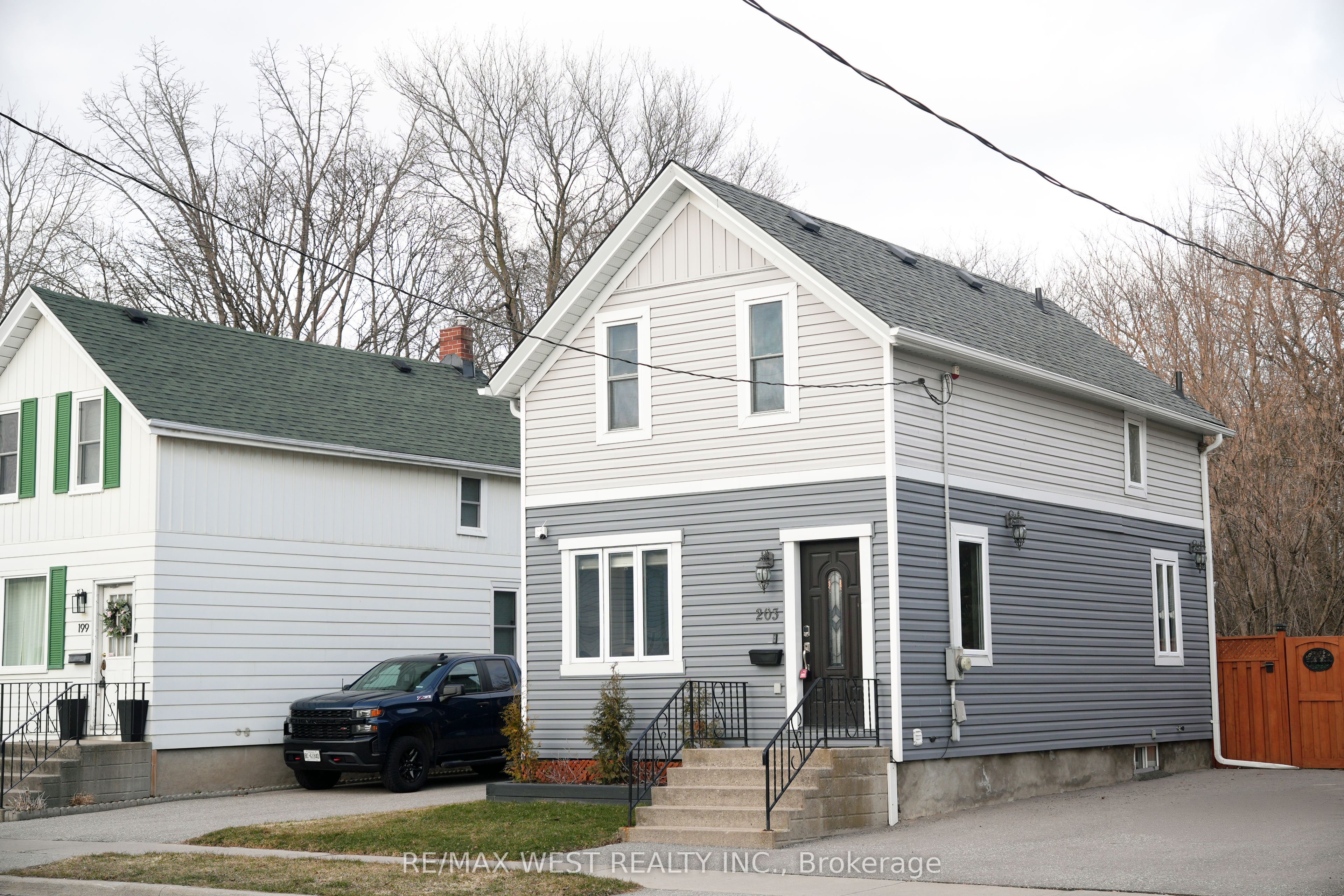 Additional image 2 of 203 Court Street, Oshawa, ON, L1H 4W6