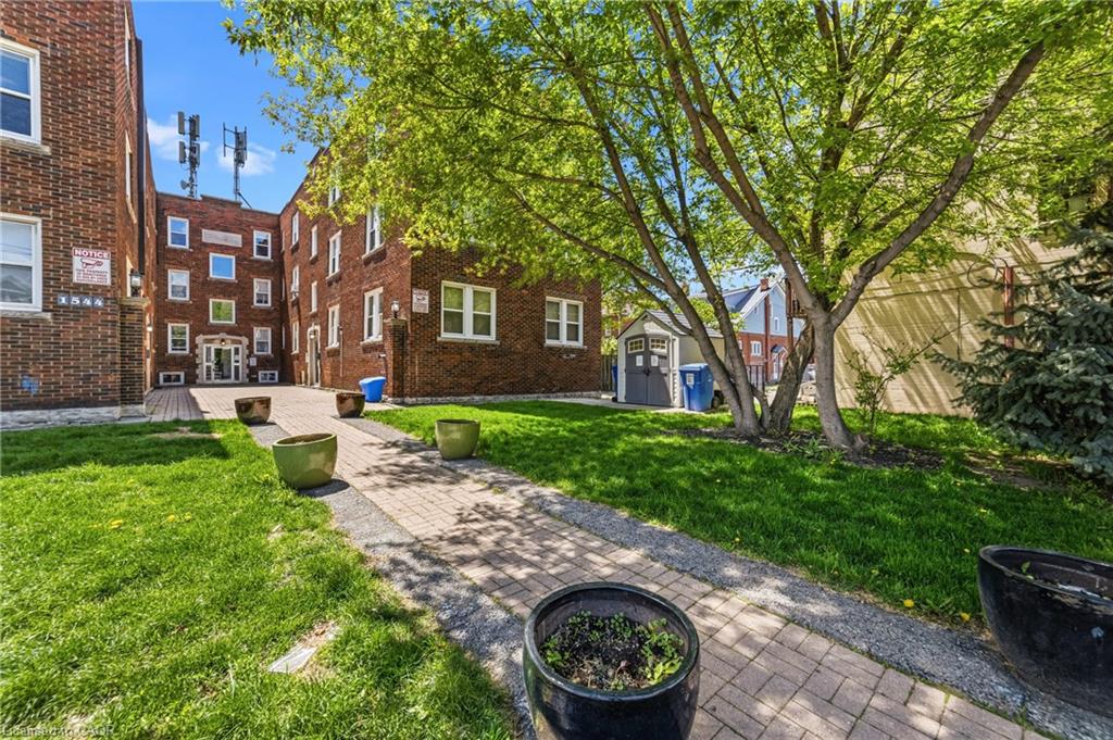 406-1544 King Street E, Hamilton, ON, L8K 1S9