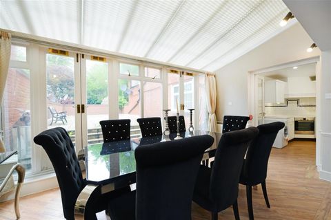 Hampstead Heights, Fitzjohns Avenue, London NW3