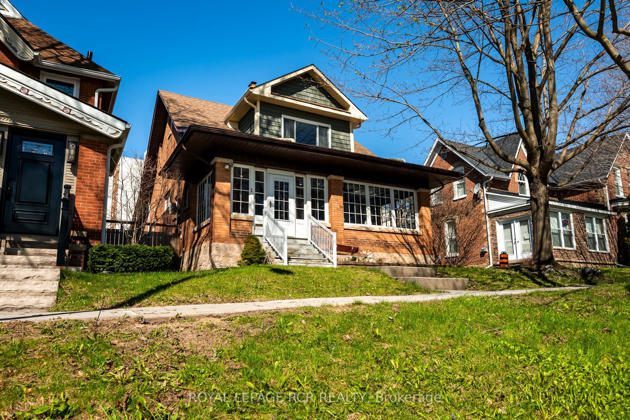 42 First Street, Orangeville, ON, L9W 2E2