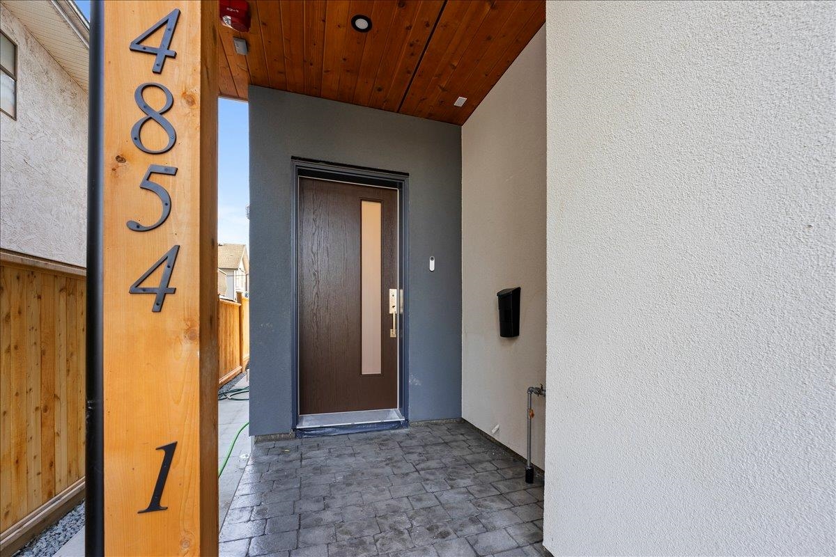 Additional image 2 of 4854 Slocan Street, Vancouver, BC, V5R 2A3