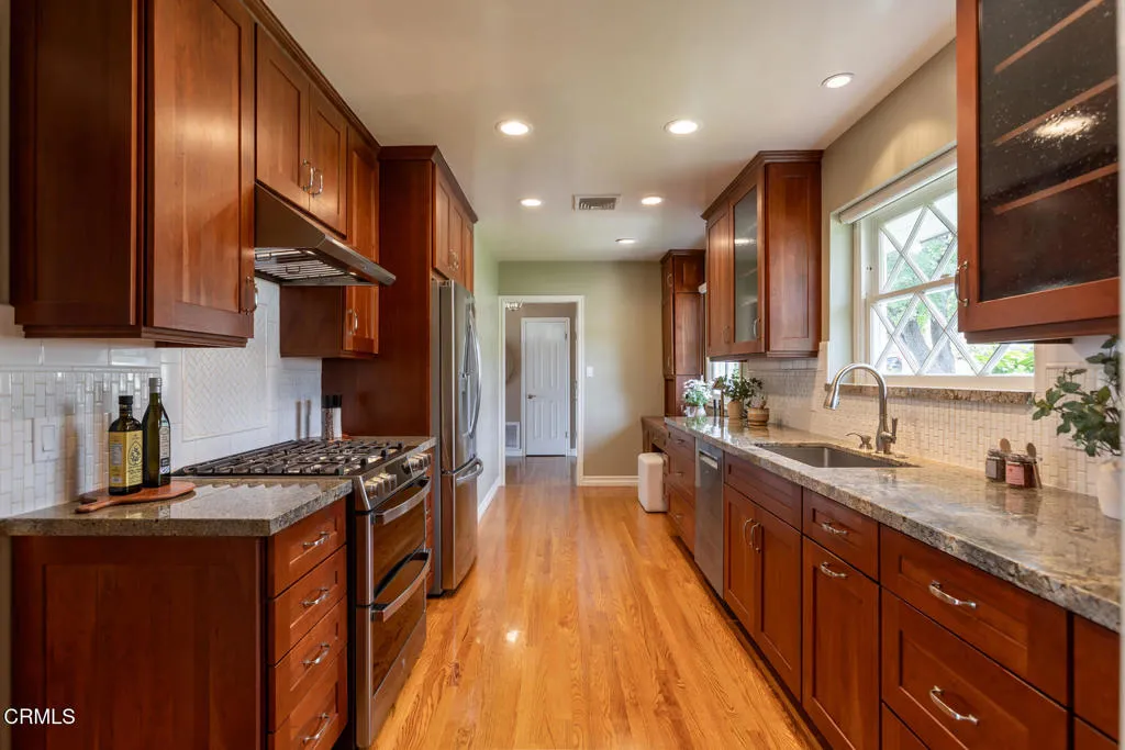 Additional image 16 of 904 Wiladonda Drive, La Canada Flintridge, CA 91011