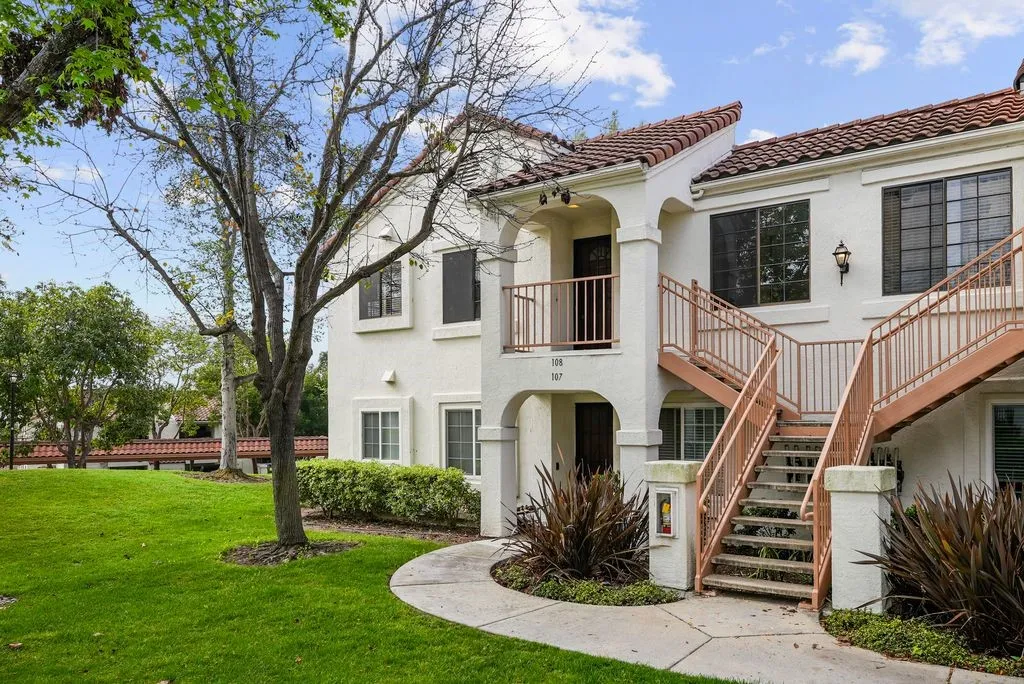 13323 Caminito Ciera, San Diego, CA 92129