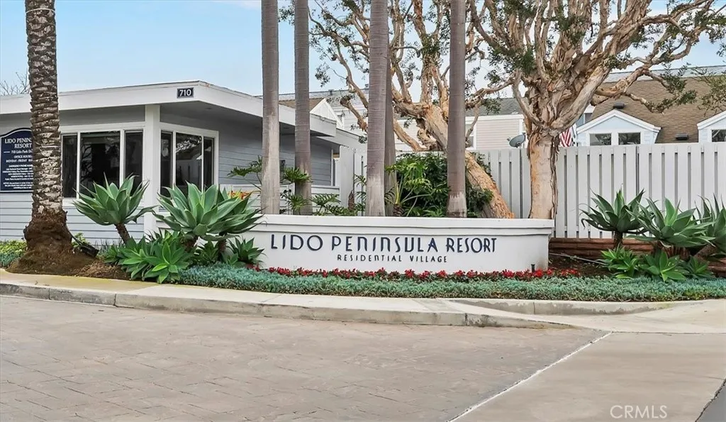 Additional image 40 of 58 Beach Dr, Newport Beach, CA 92663