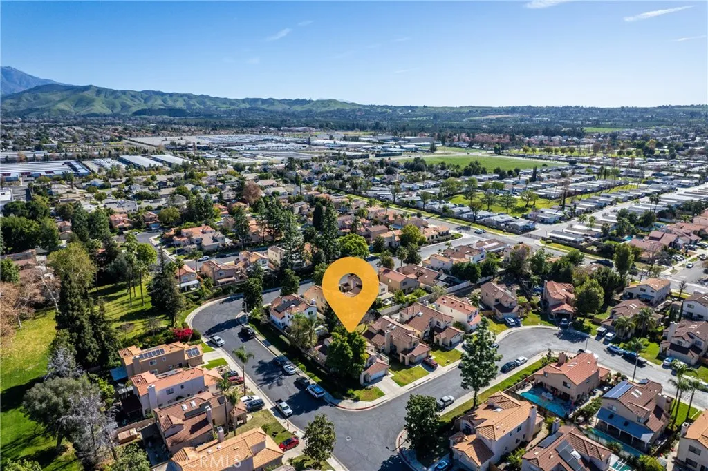 1160 Via Ravenna, Redlands, CA 92374