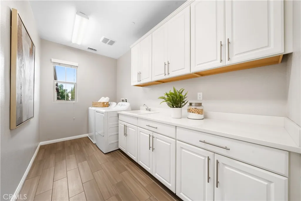 Additional image 41 of 102 Yellow Pine Pne, Irvine, CA 92618