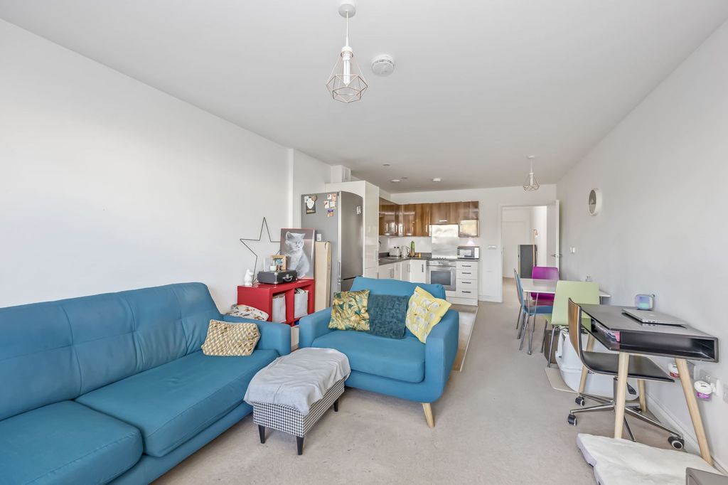 Additional image 8 of 2 bed flat for saleFrancis Street, Brighton BN1