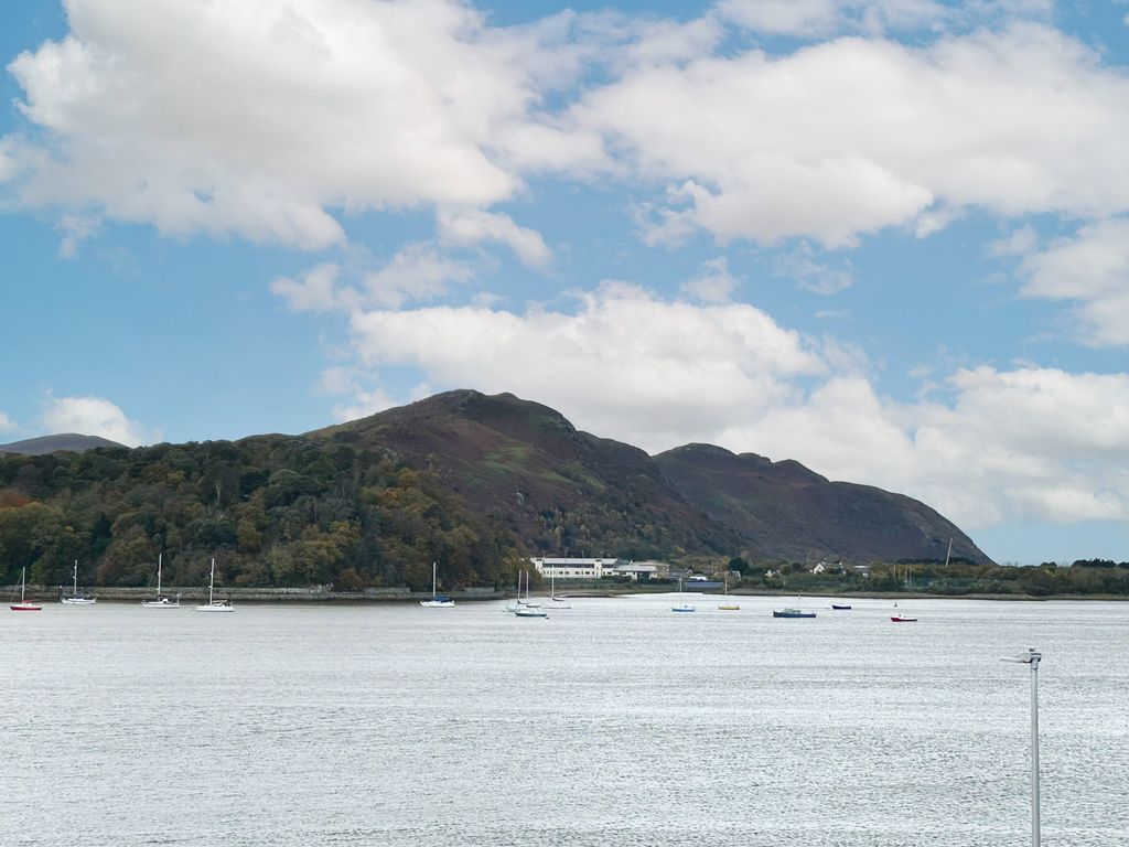 Additional image 7 of 2 bed flat for saleWarren Drive, Deganwy, Conwy LL31
