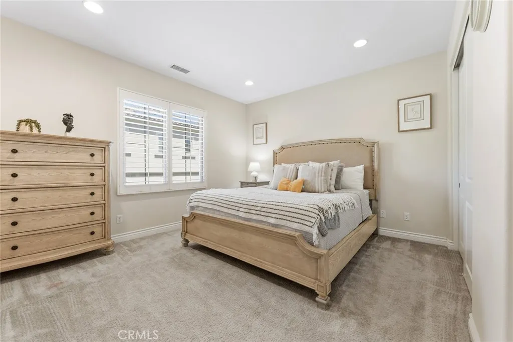 Additional image 15 of 51 Stanza, Irvine, CA 92620