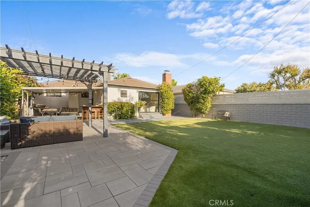 Additional image 77 of 1713 N Pepper St, Burbank, CA 91505