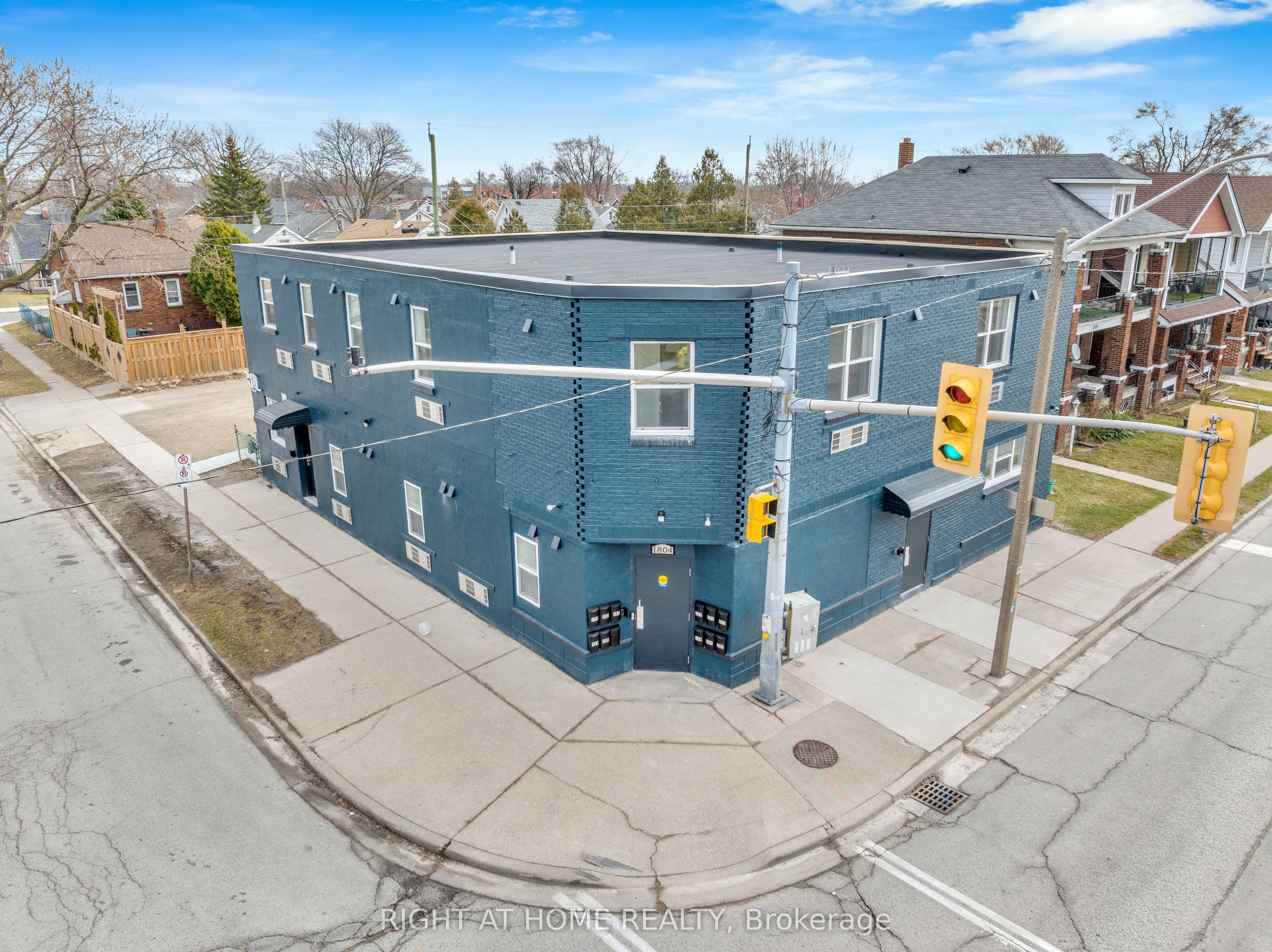 Additional image 2 of 105-1804 Drouillard Road, Windsor, ON, N8W 3X5