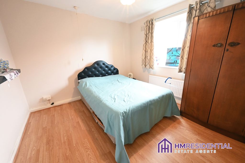 Additional image 4 of 2 bed flat for saleWhalton Court, Gosforth, Newcastle Upon Tyne NE3