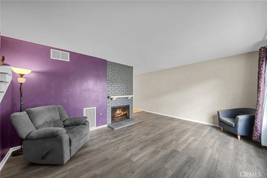 20717 Lemarsh St Unit C, Chatsworth, CA 91311 photo 3