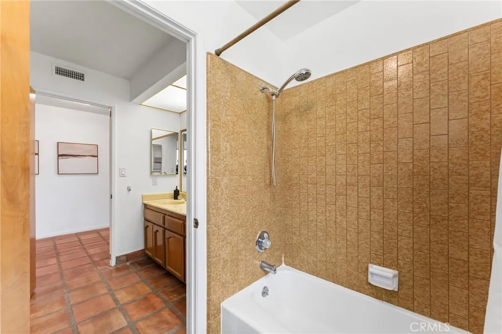 Additional image 39 of 33132 Valle Road, San Juan Capistrano, CA 92675