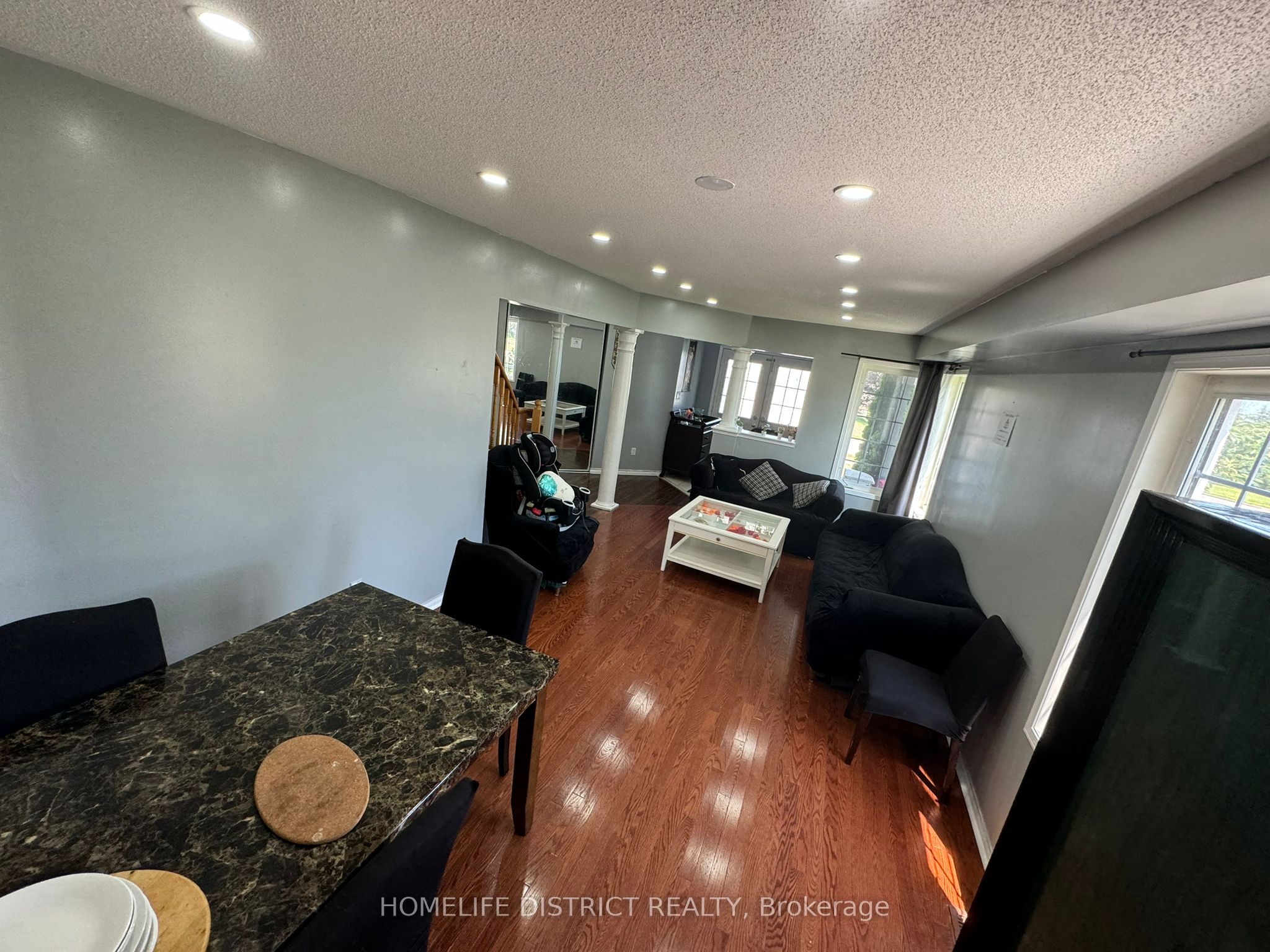 Additional image 3 of 1100 Ashgrove Crescent, Oshawa, ON, L1K 2W4