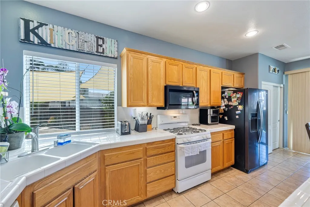 Additional image 104 of 293 Captains Court, San Jacinto, CA 92583