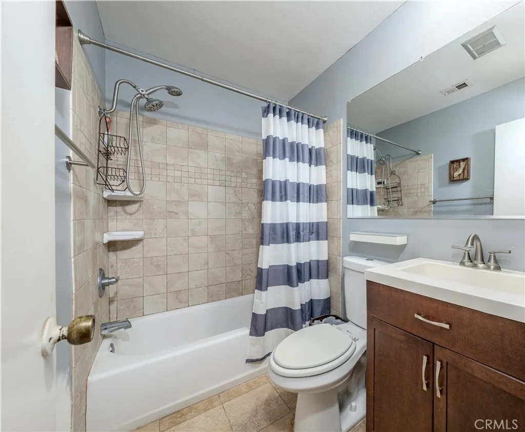 Additional image 25 of 2511 W Sunflower Ave Unit L3, Santa Ana, CA 92704