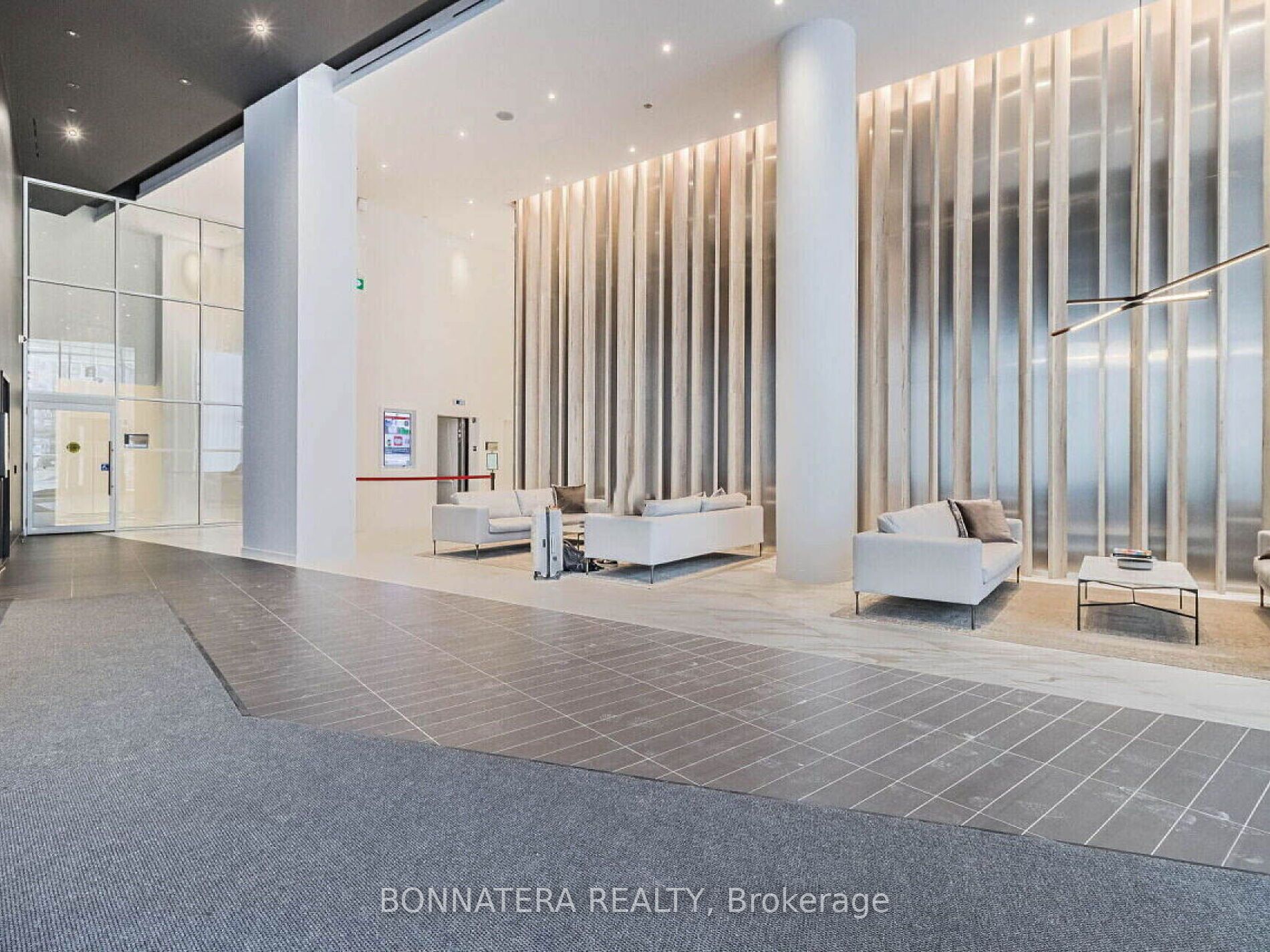 Additional image 3 of 906-3900 Confederation Parkway, Mississauga, ON, L5B 0L4
