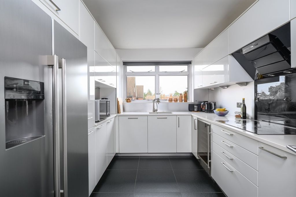 Additional image 6 of 2 bed flat for saleSt Georges Road, Weybridge KT13
