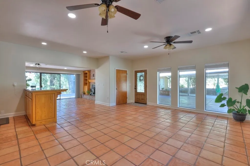 Additional image 93 of 11714 Livingston Cressey Rd, Livingston, CA 95334