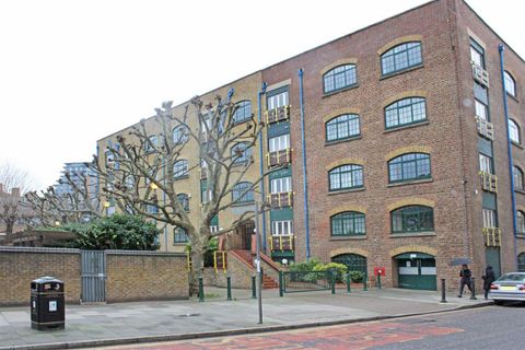 Wapping High Street, Wapping E1W