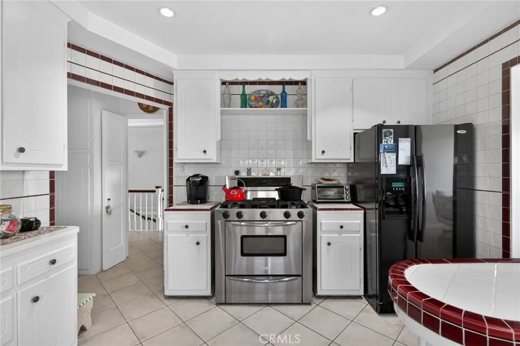 Additional image 93 of 3664 Holboro Dr, Los Angeles, CA 90027