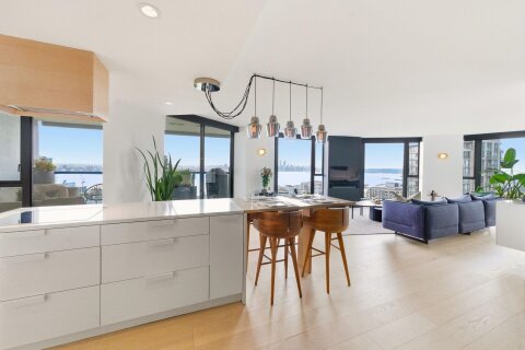 Additional image 8 of 1702-120 2nd Street W, North Vancouver, BC, V7M 1C3