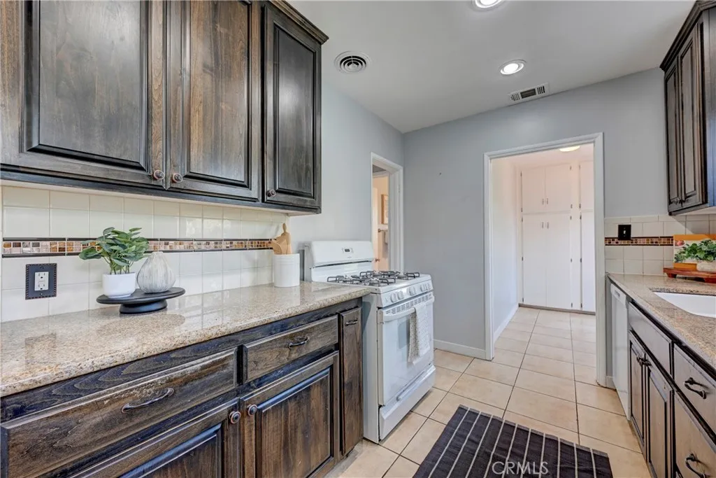 Additional image 7 of 2101 W Ash Ave, Fullerton, CA 92833