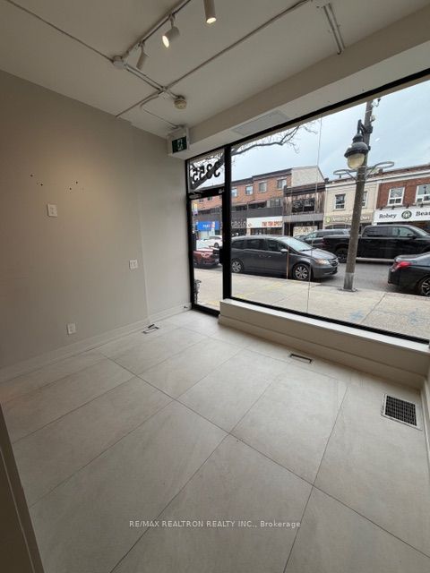 Additional image 3 of 3355 Yonge Street, Toronto, ON, M4N 2M6