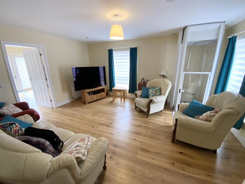 Additional image 4 of 3 bed semi-detached house for saleAnnan Road, Dumfries DG1