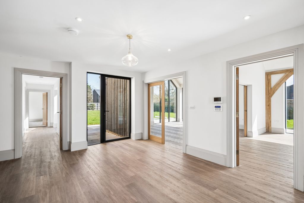 Additional image 8 of 4 bed detached house for saleKennel Lane, Harpenden AL5