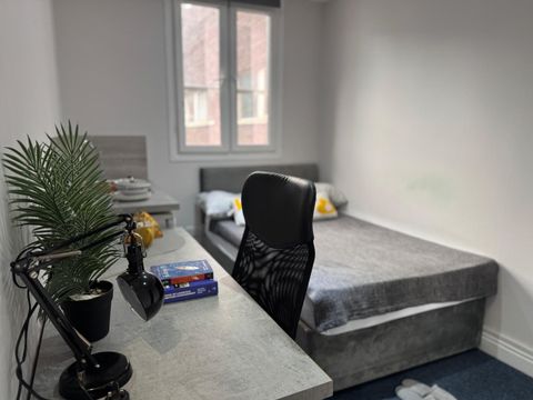 Greyfriars Lane, Coventry CV1, Room to rent