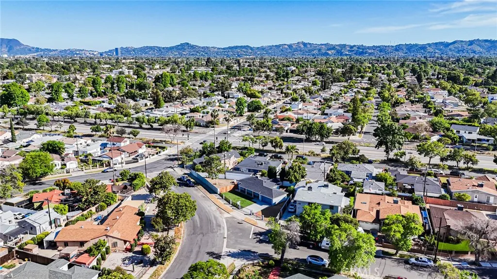Additional image 99 of 6415 Charlesworth Avenue, North Hollywood, CA 91606