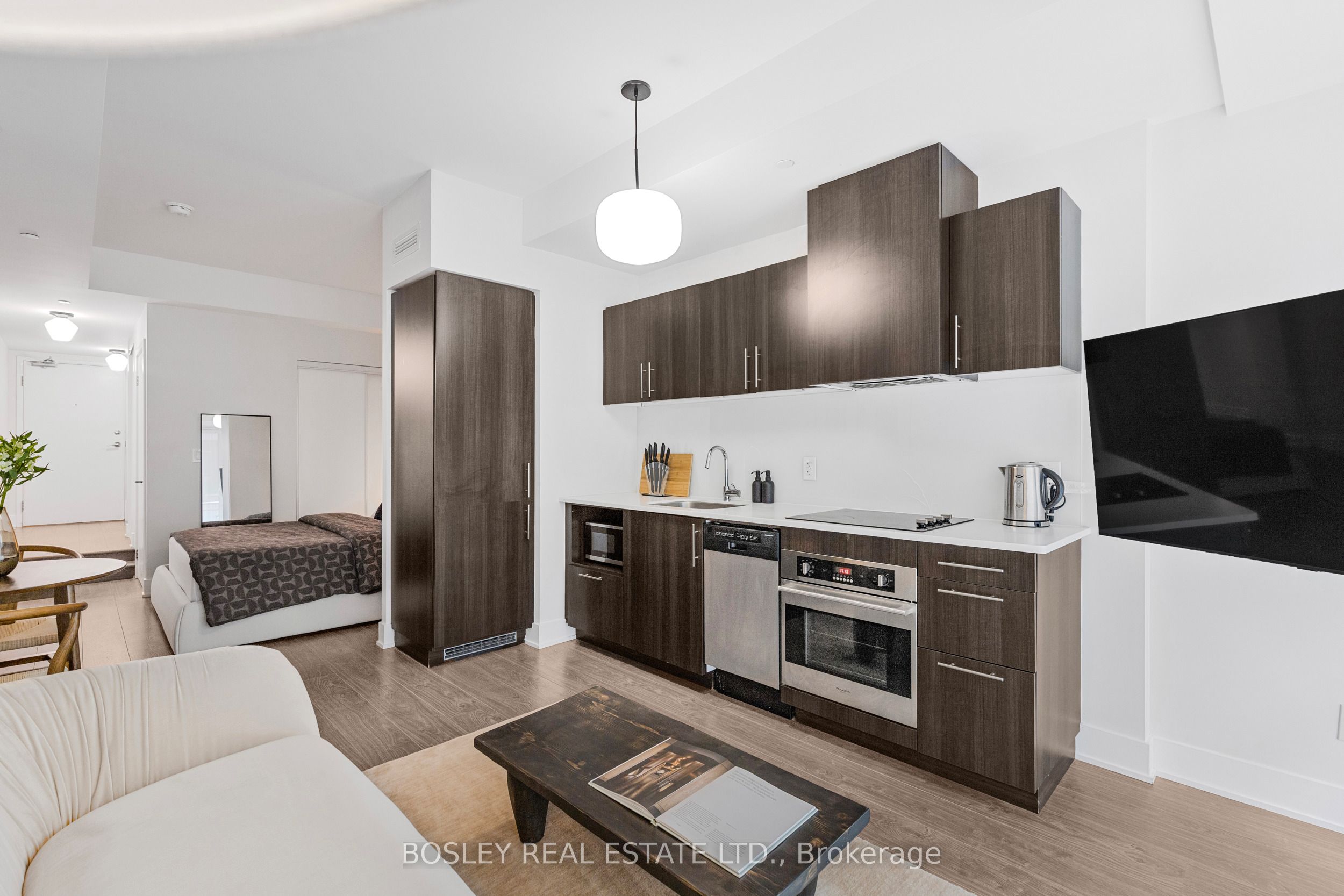 Additional image 6 of 307-508 Wellington Street W, Toronto, ON, M5V 0K8