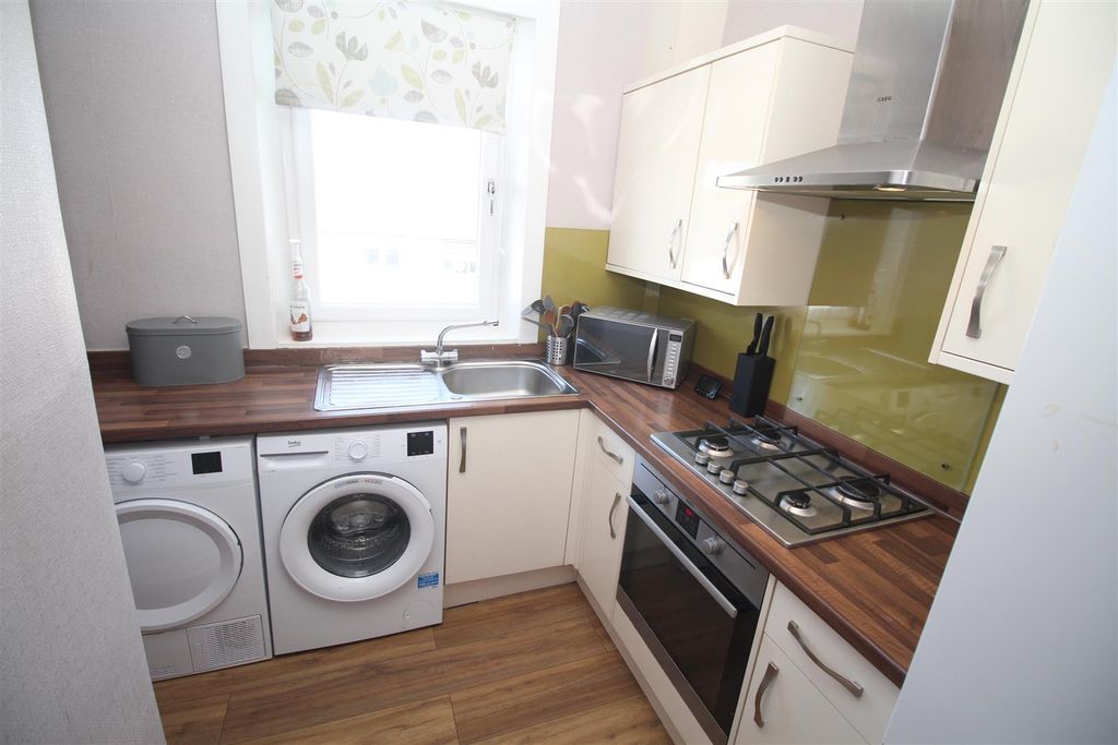 Additional image 3 of 2 bed flat for saleBannockburn Street, Greenock PA16
