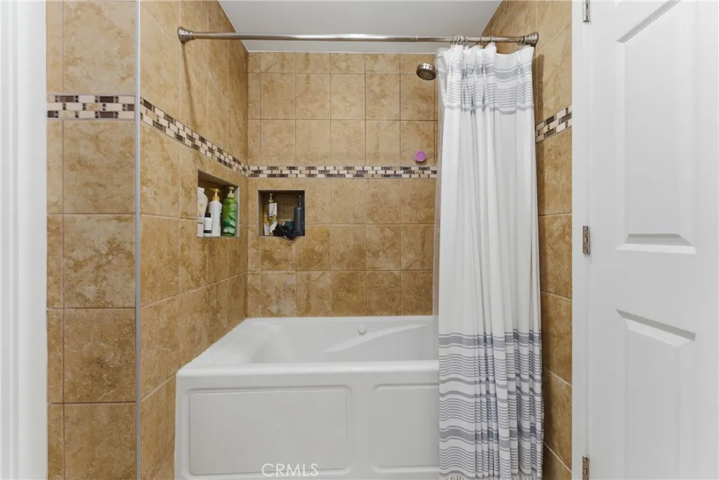 Additional image 38 of 700 W Almond Street, Compton, CA 90220
