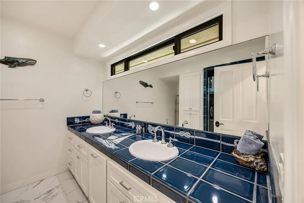 Additional image 72 of 3854 Hampstead Rd, La Canada Flintridge, CA 91011