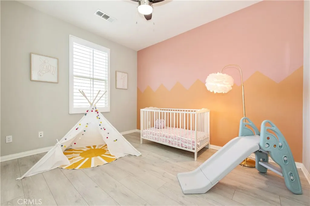 Additional image 39 of 68 Origin, Irvine, CA 92618