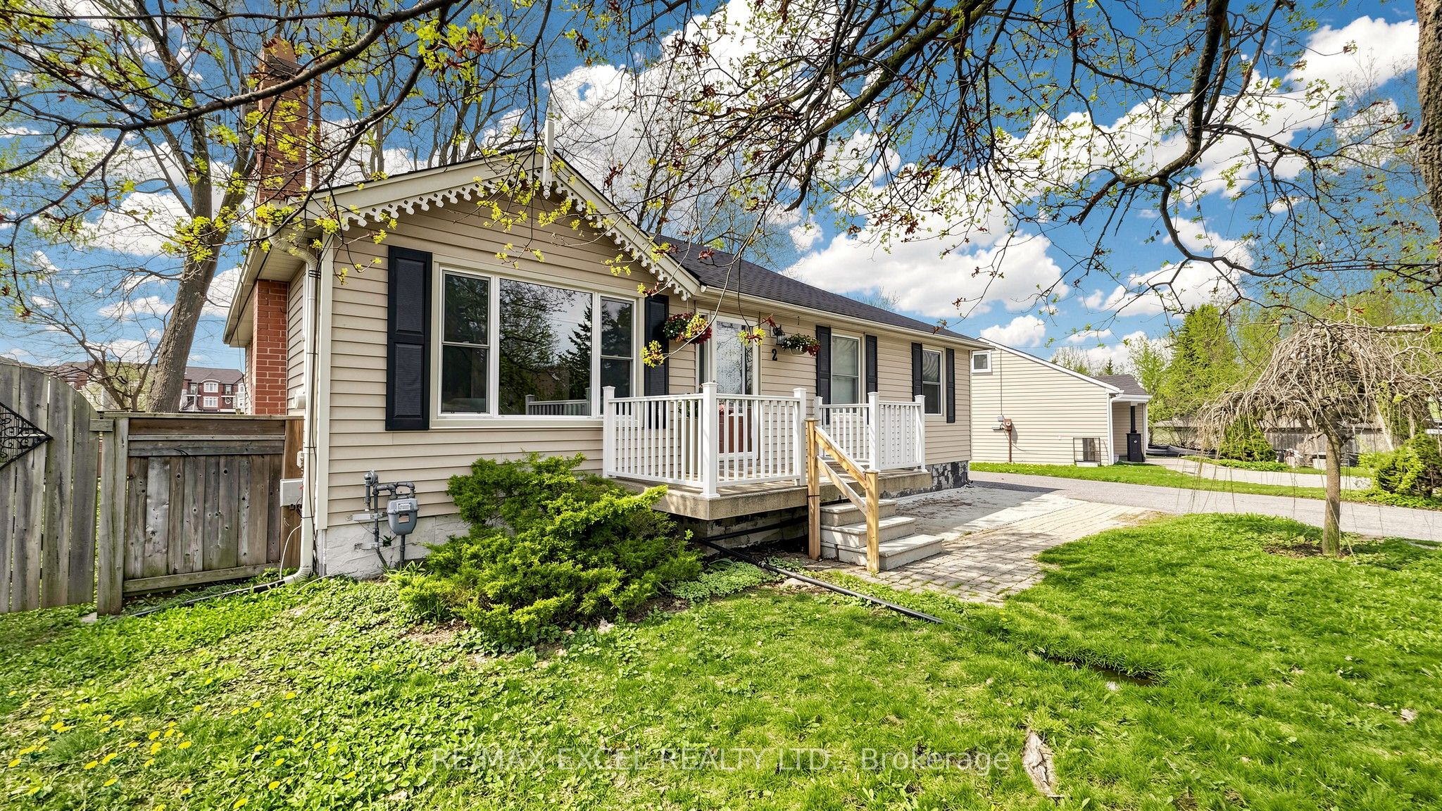 Additional image 2 of 2 Hughes Street, Richmond Hill, ON, L4E 2V9