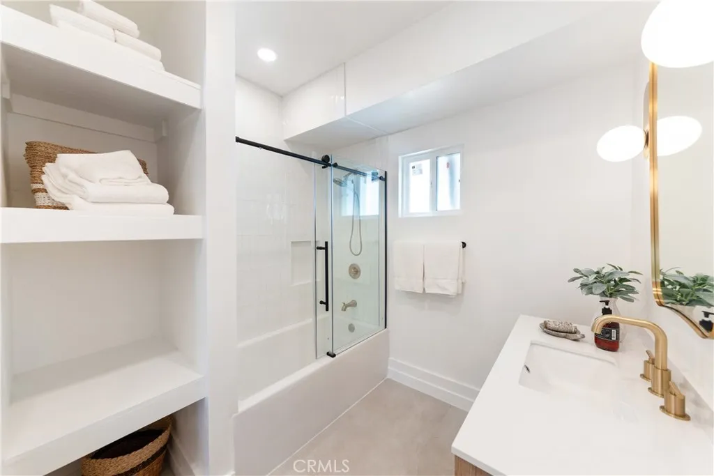 Additional image 81 of 3890 S Harvard Boulevard, Los Angeles, CA 90062