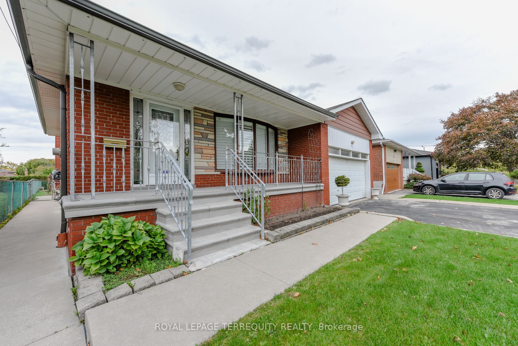 Additional image 3 of 94 Melbert Road, Toronto, ON, M9C 3R1