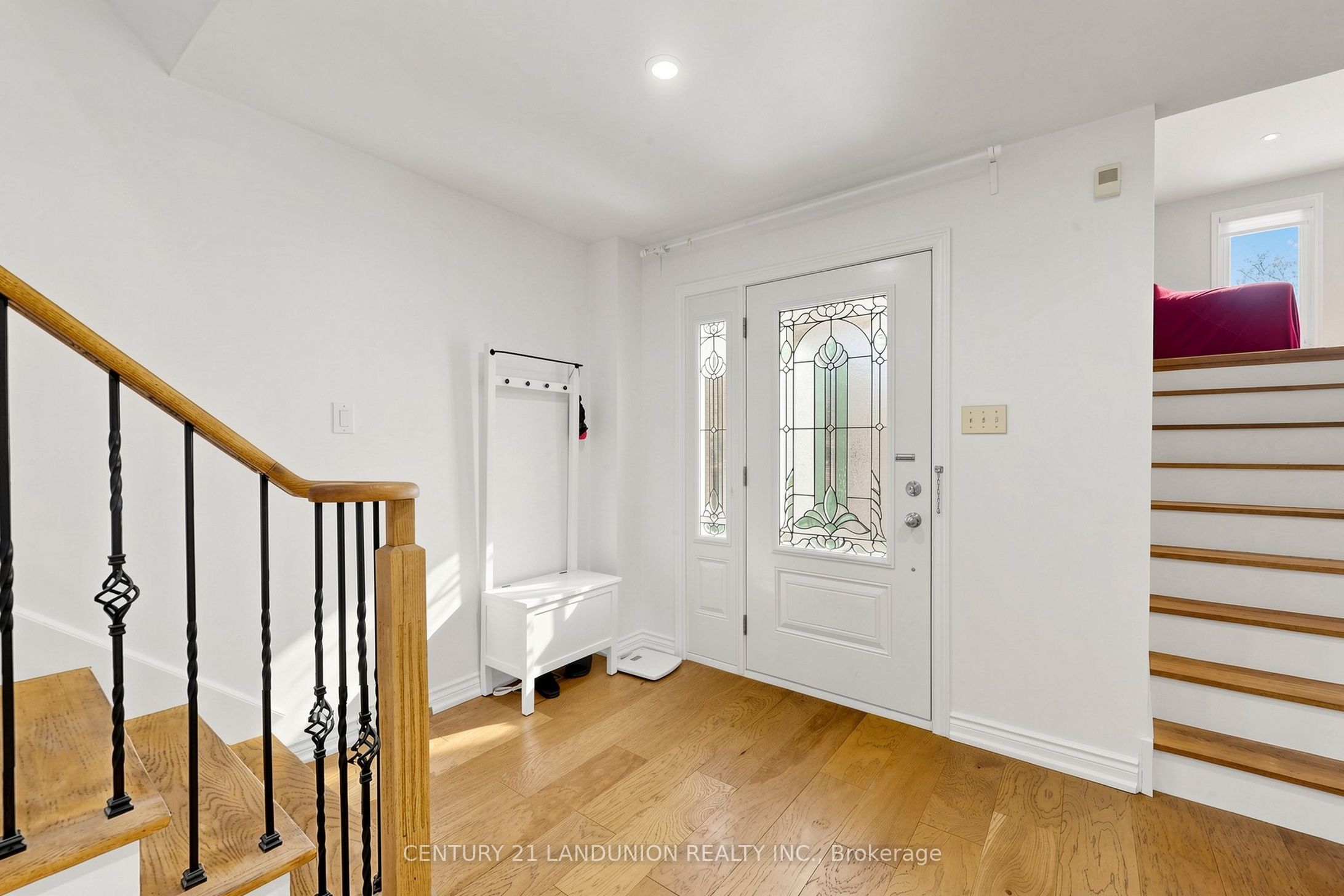 Additional image 2 of 329 Atha Avenue, Richmond Hill, ON, L4C 6A8