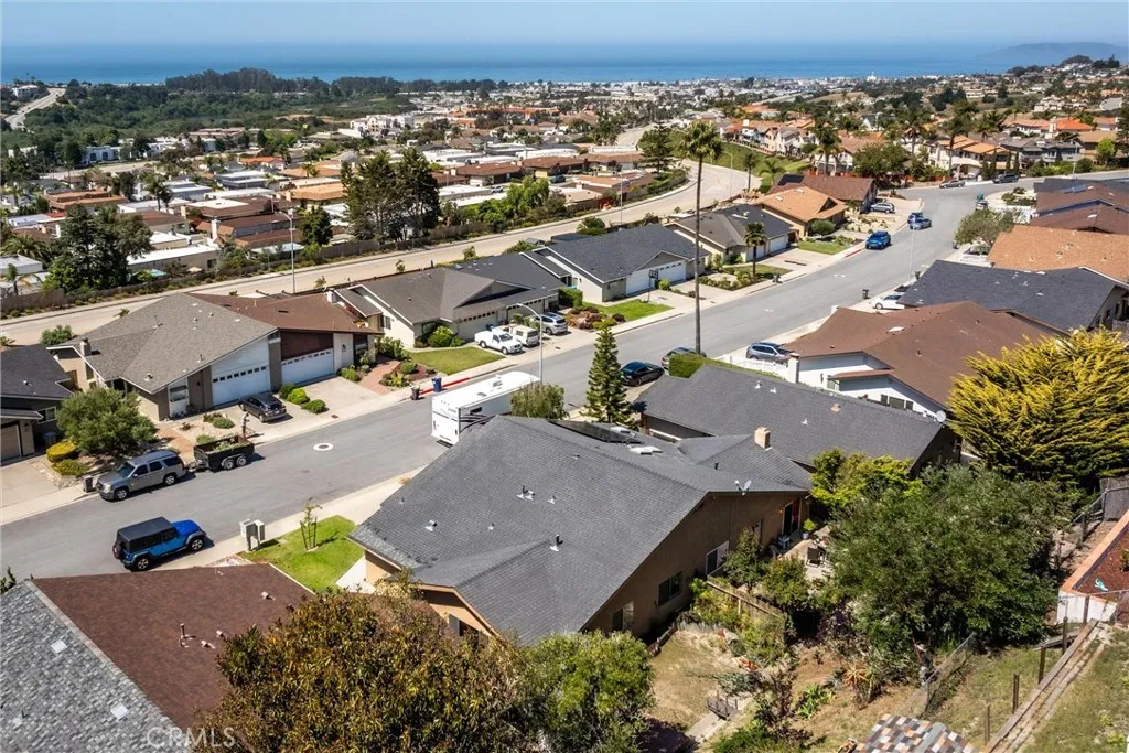 762 White Oak Blvd, Pismo Beach, CA 93449