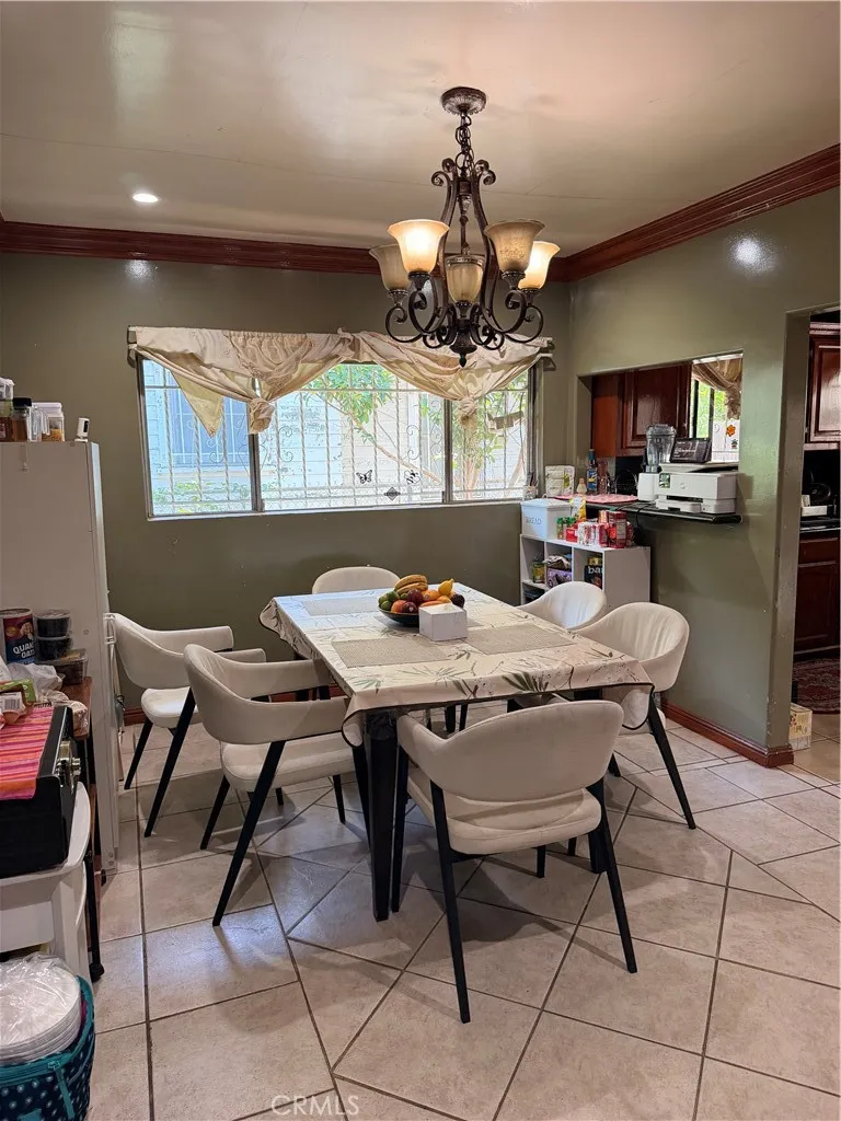 Additional image 8 of 2384 W 30th St, Los Angeles, CA 90018