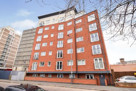 Crecy Court, Leicester LE1