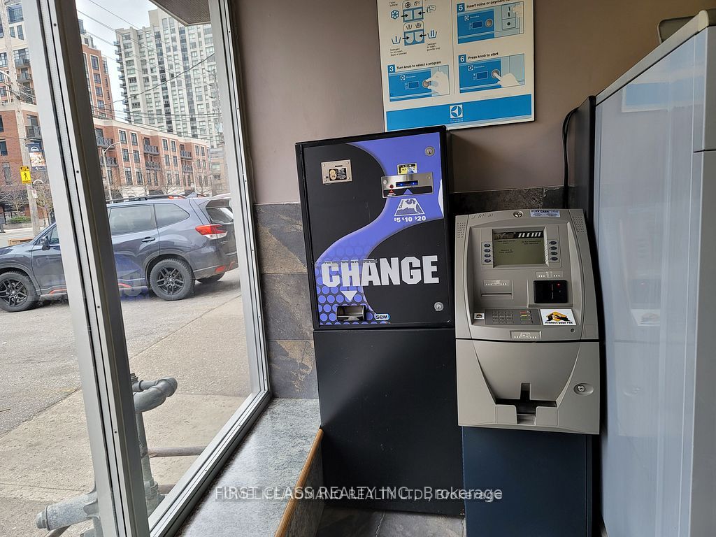 Additional image 5 of 5082 Dundas Street W, Toronto, ON, M9A 1C2