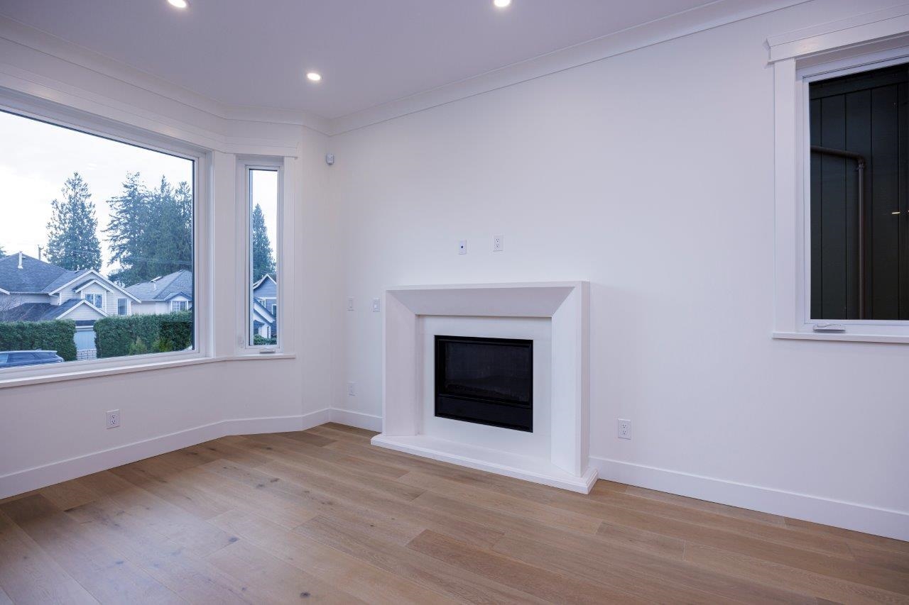Additional image 6 of 254 18th Street E, North Vancouver, BC, V7L 2X6