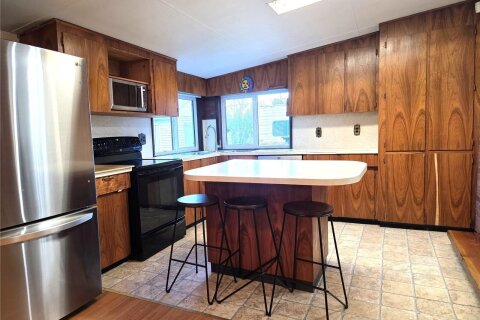 Additional image 8 of 2114 Mckenzie Avenue, Comox, BC, V9M 1M7