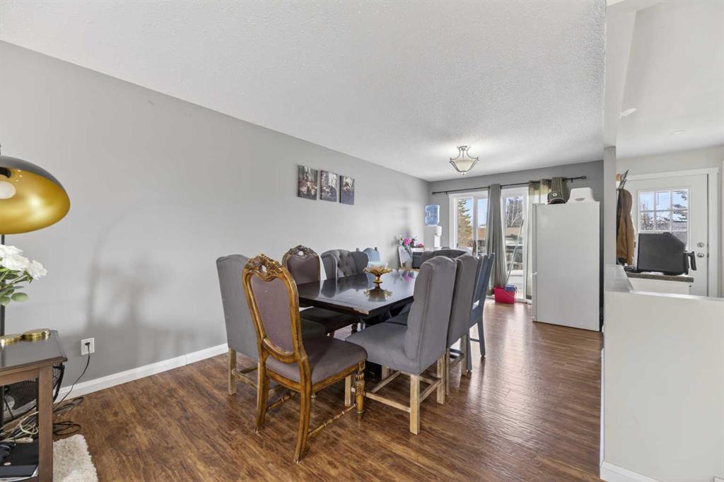 Additional image 5 of 5218 Silverpark Close, Olds, AB, T4H 1B3
