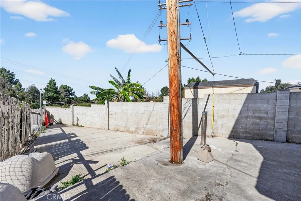 Additional image 88 of 10939 Little Lake Rd, Downey, CA 90241